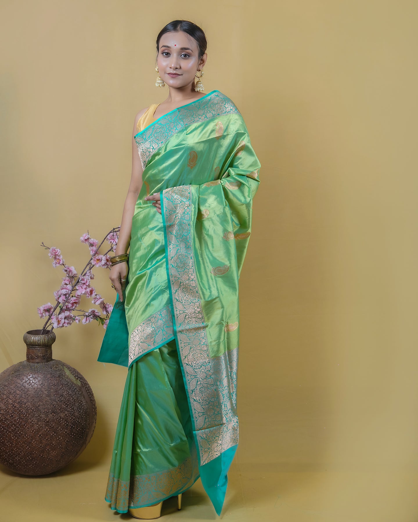 Pista Sea Green Kairi Buta Katan Banarasi Silk Saree