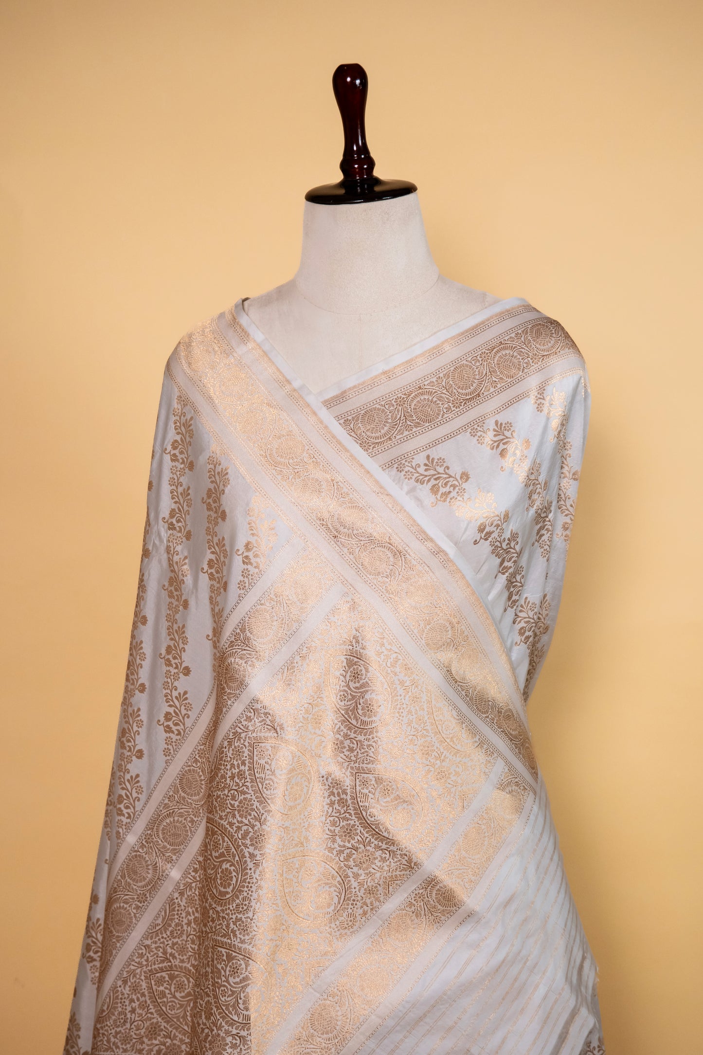 White With Gold Ada Weaving Katan Banarasi Silk Saree