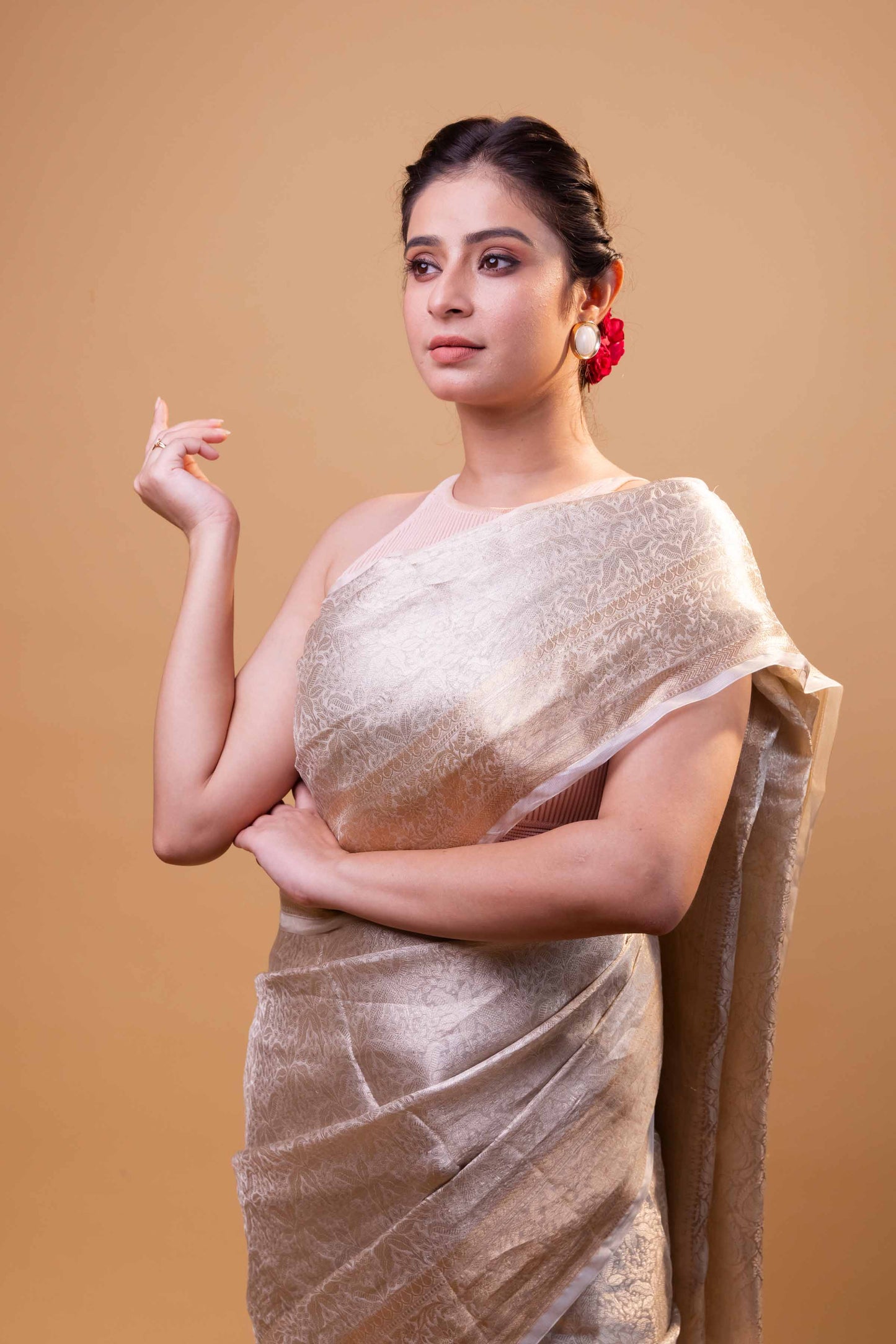 White Sona Rupa Tanchoi Pure Tissue Silk Saree