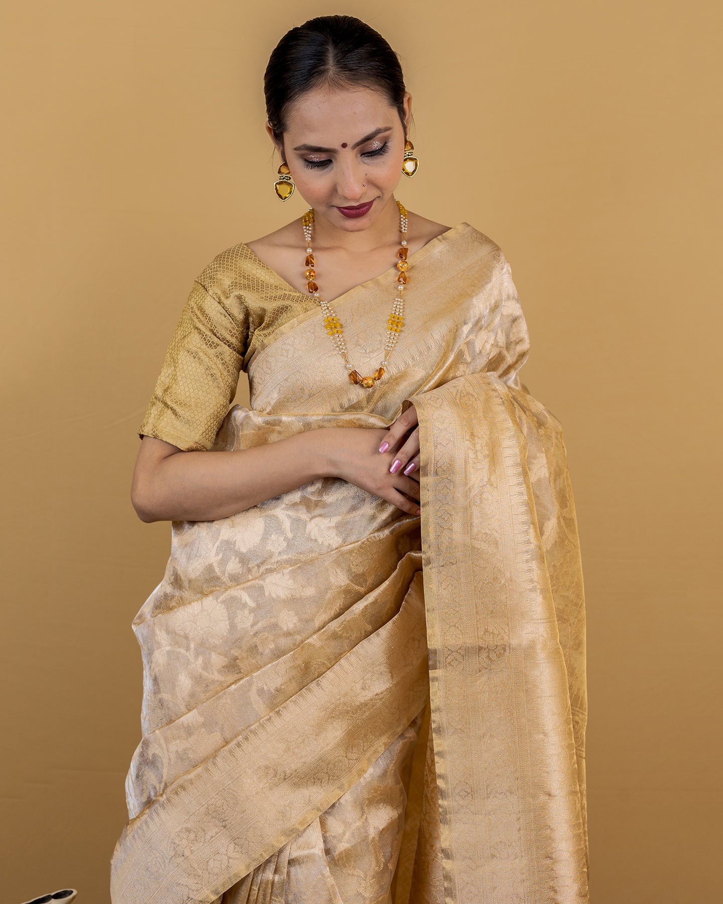 Beige Floral Jaal Handwoven Tissue Banarasi Silk Saree