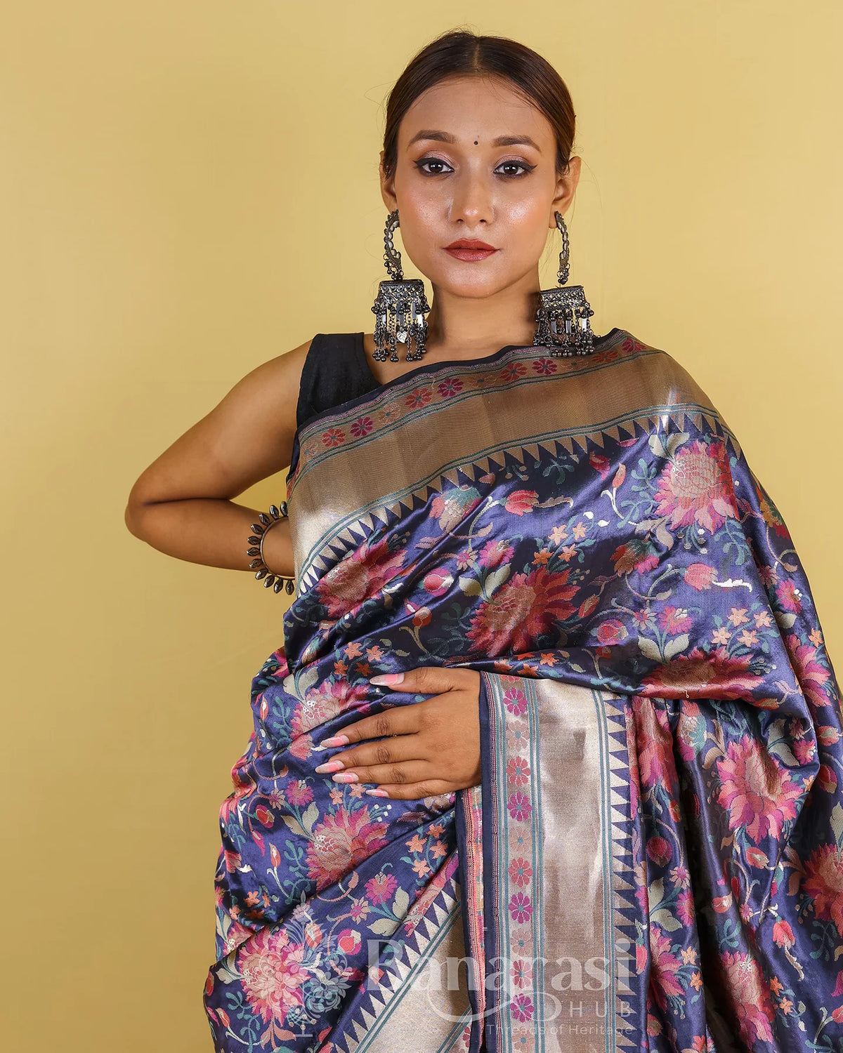 Grey Multi Jamdani Floral Katan Banarasi Silk Saree