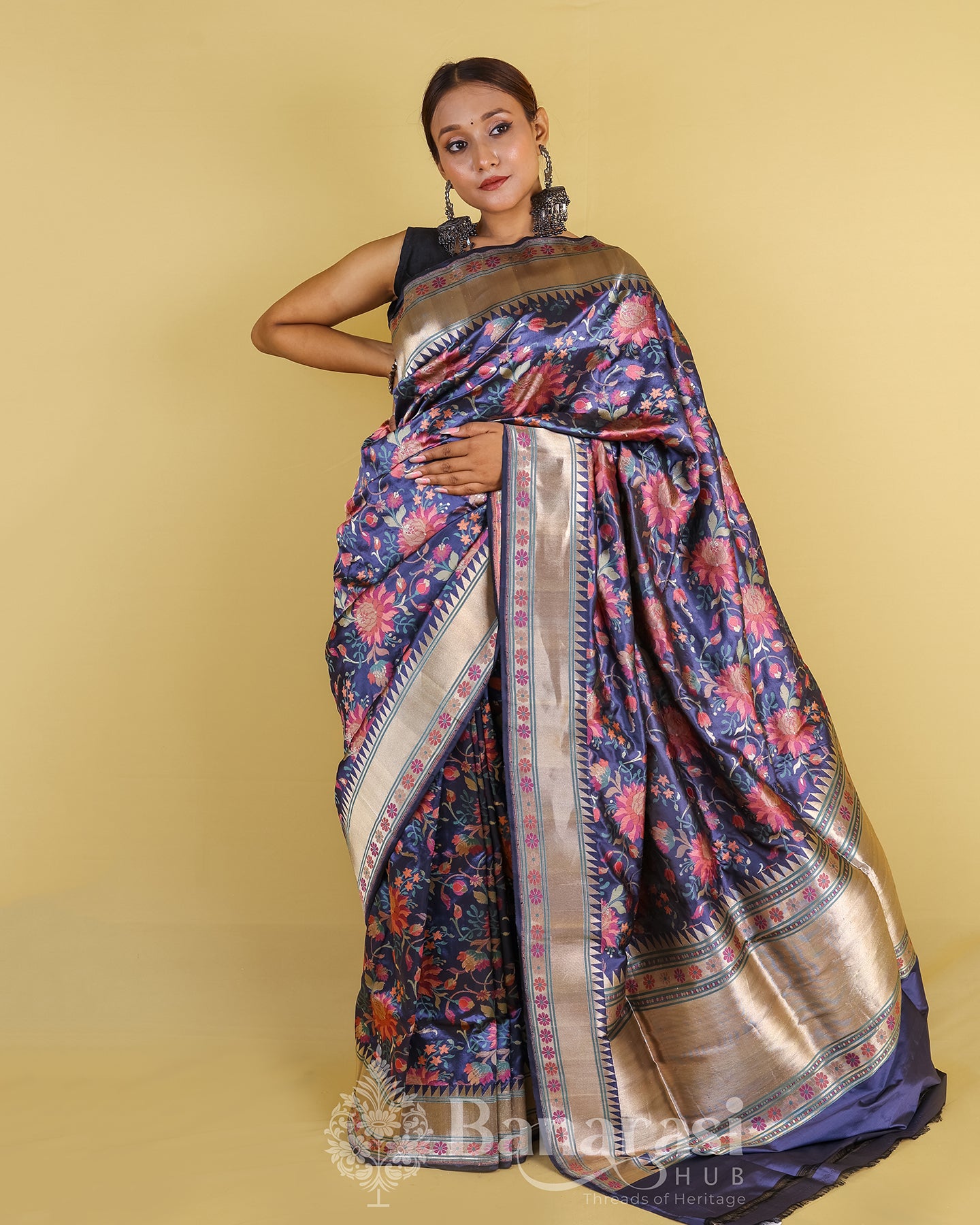 Grey Multi Jamdani Floral Katan Banarasi Silk Saree