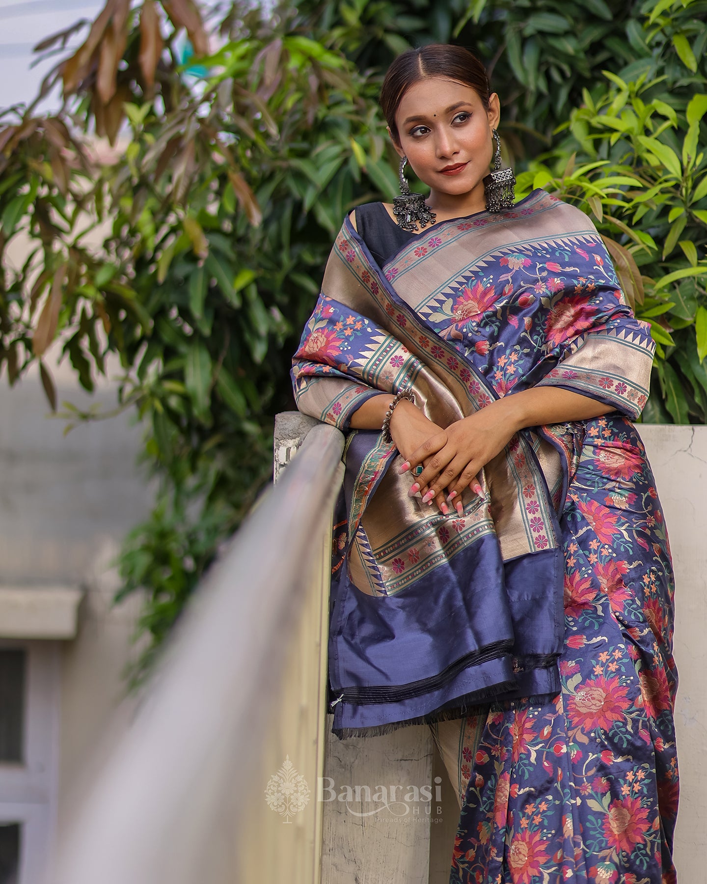 Grey Multi Jamdani Floral Katan Banarasi Silk Saree