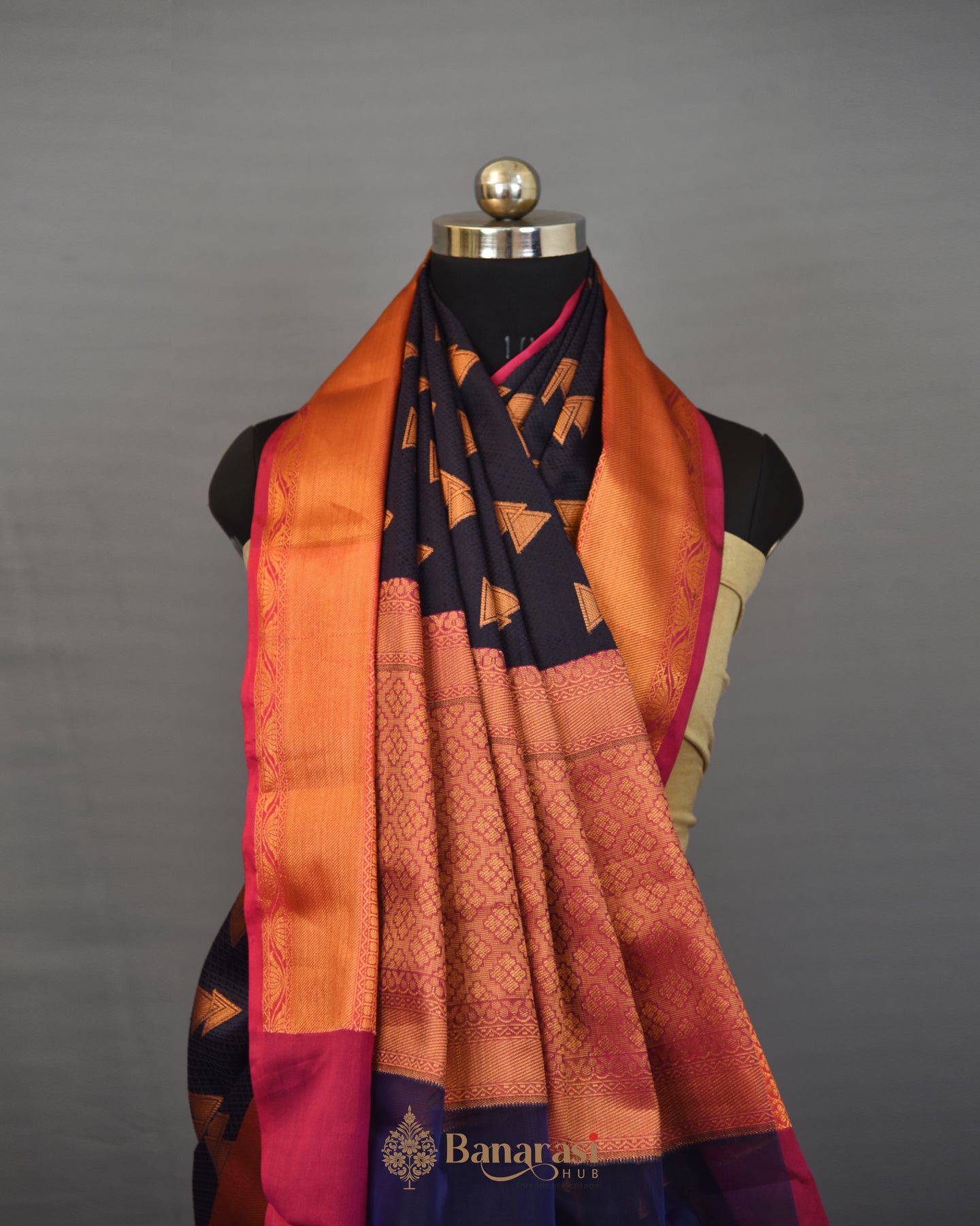 Black Woven kora Tanchoi Banarasi Saree