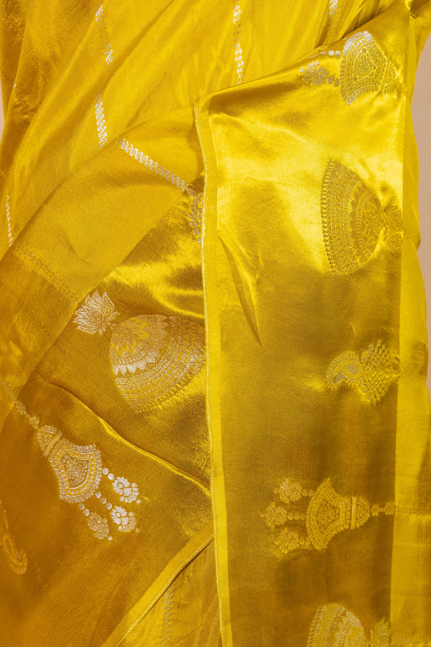 Olive Stripe Weaving Russian Silk Saree