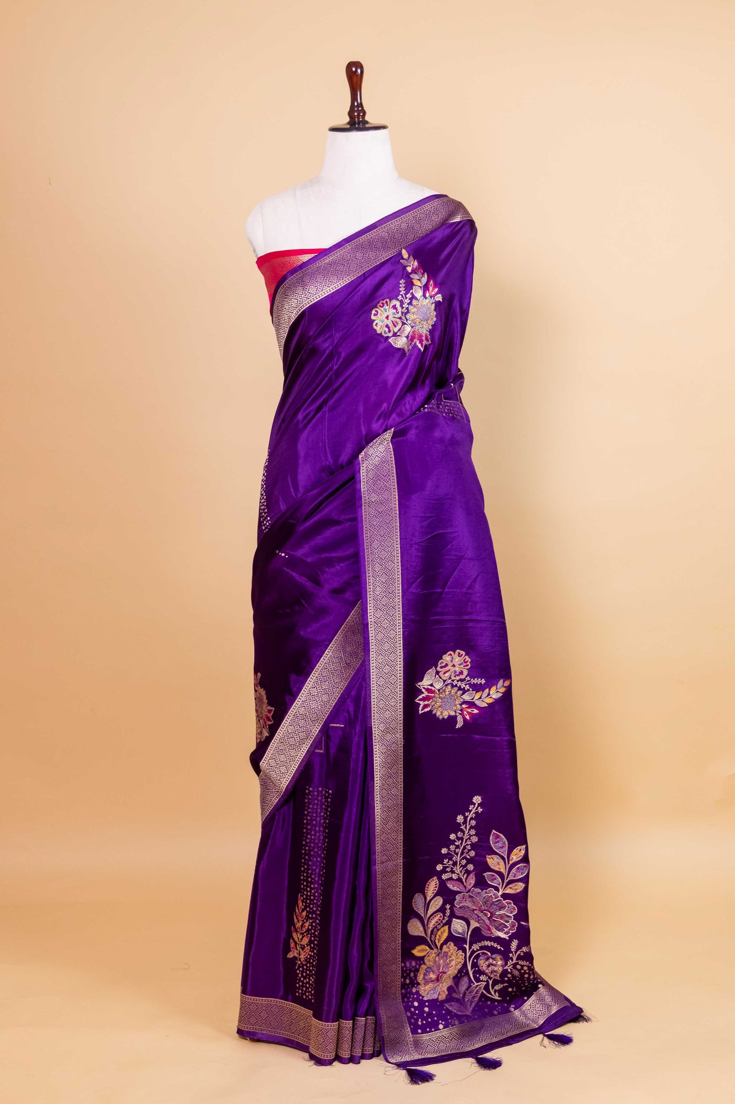 Magenta Floral Weaving Silk Saree