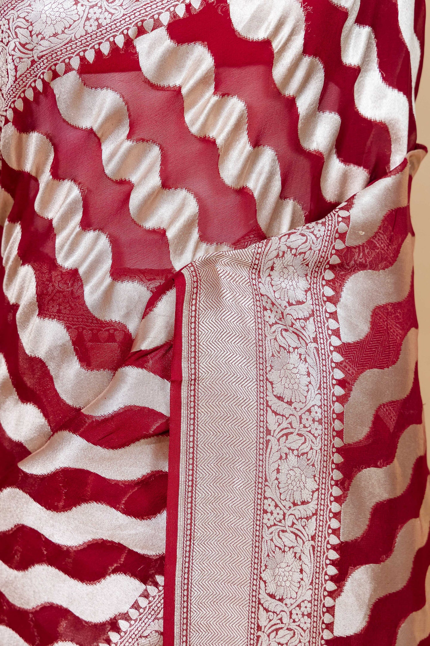 Maroon Ada Lehriya Khaddi Banarasi Silk Saree