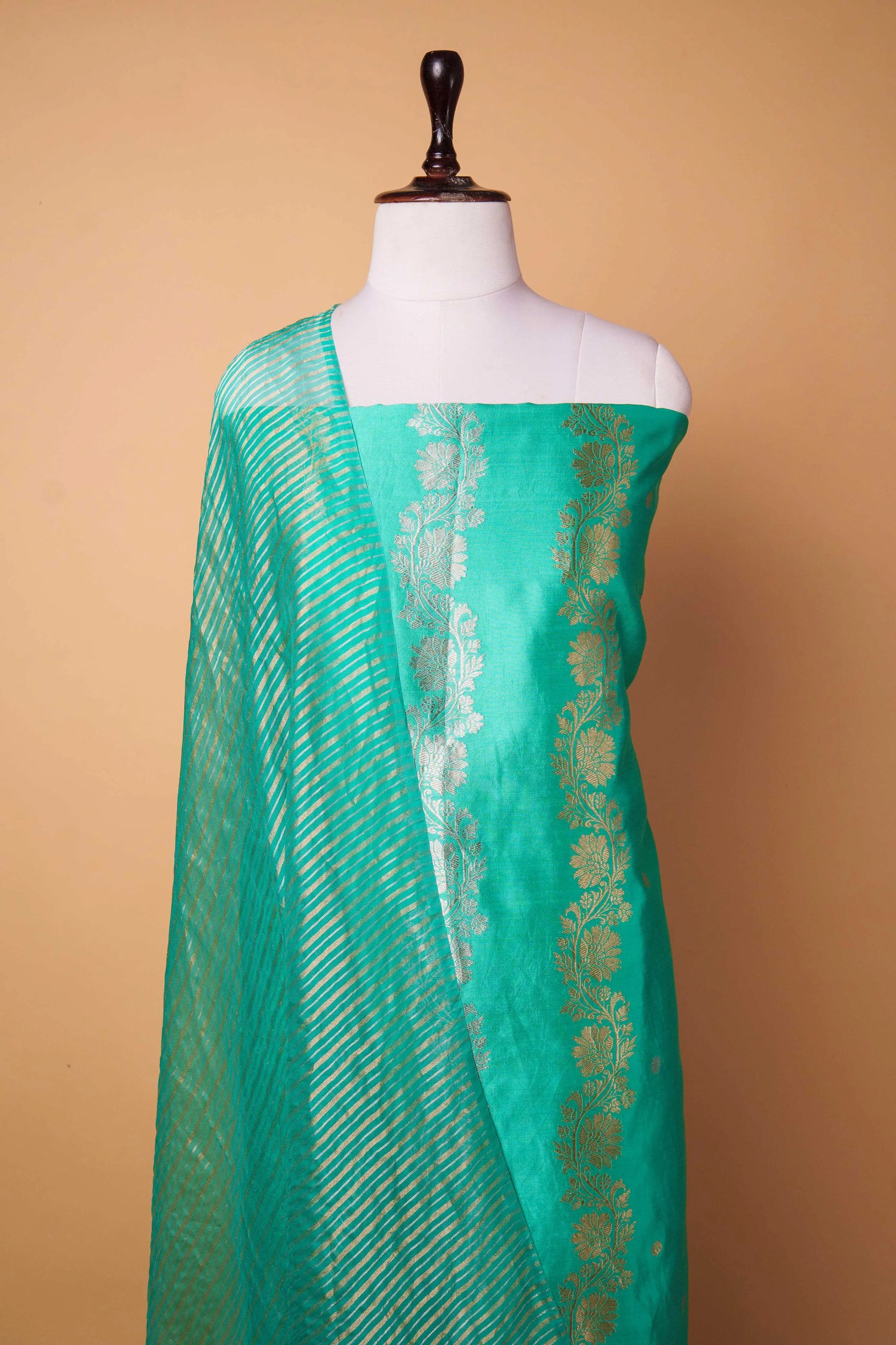 Sea Green Handwoven Chiniya Silk Suit Set