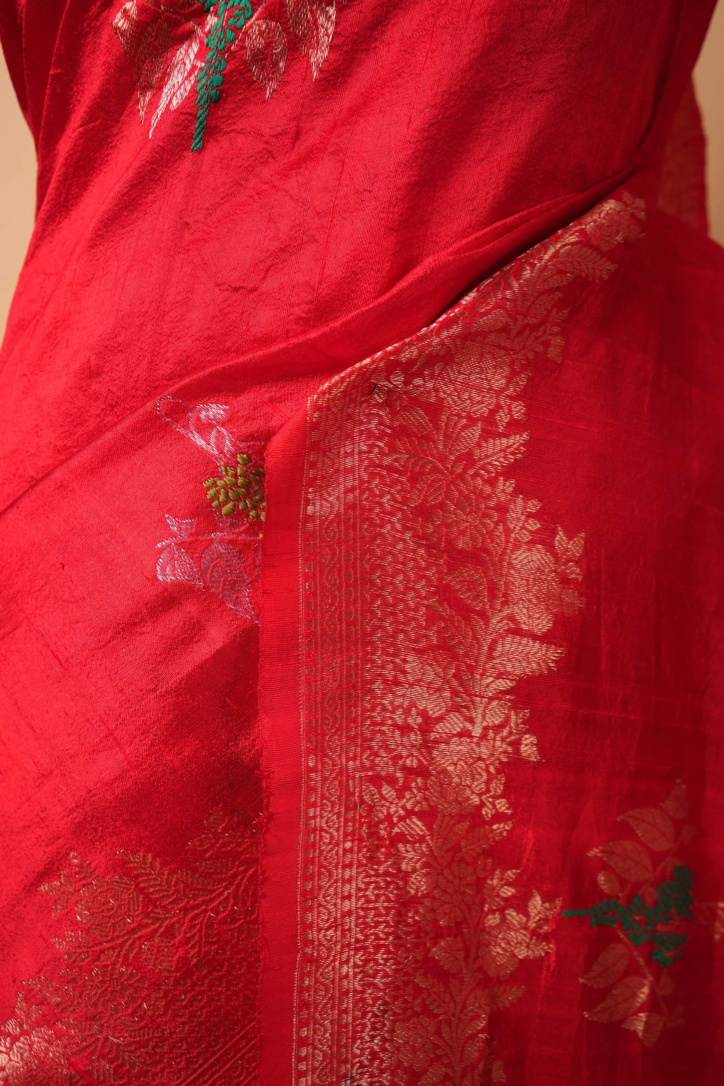 Red Handwoven Raw Silk Saree