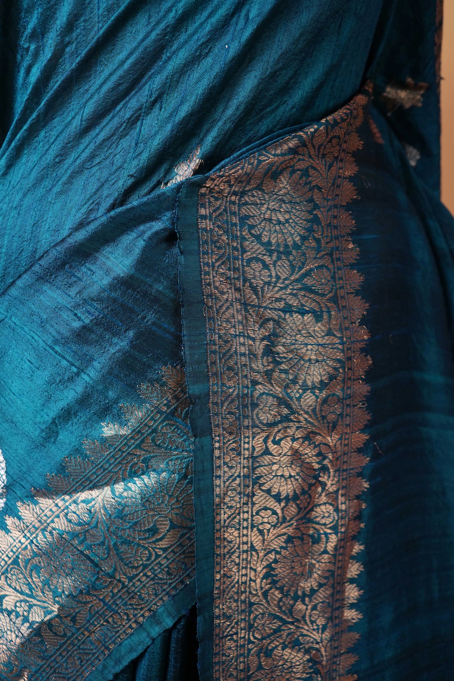 Peacock Blue Handwoven Raw Silk Saree