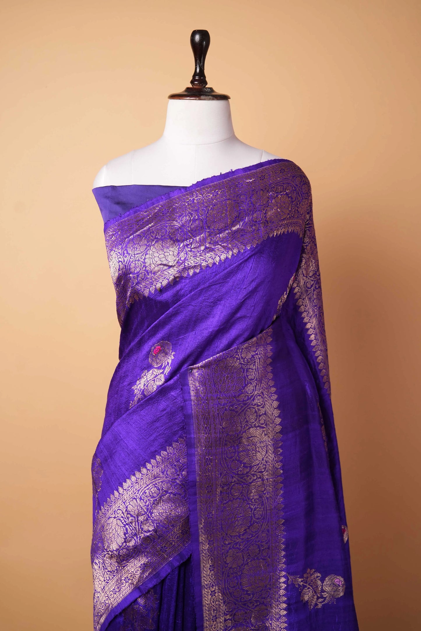 Purple Handwoven Raw Silk Saree