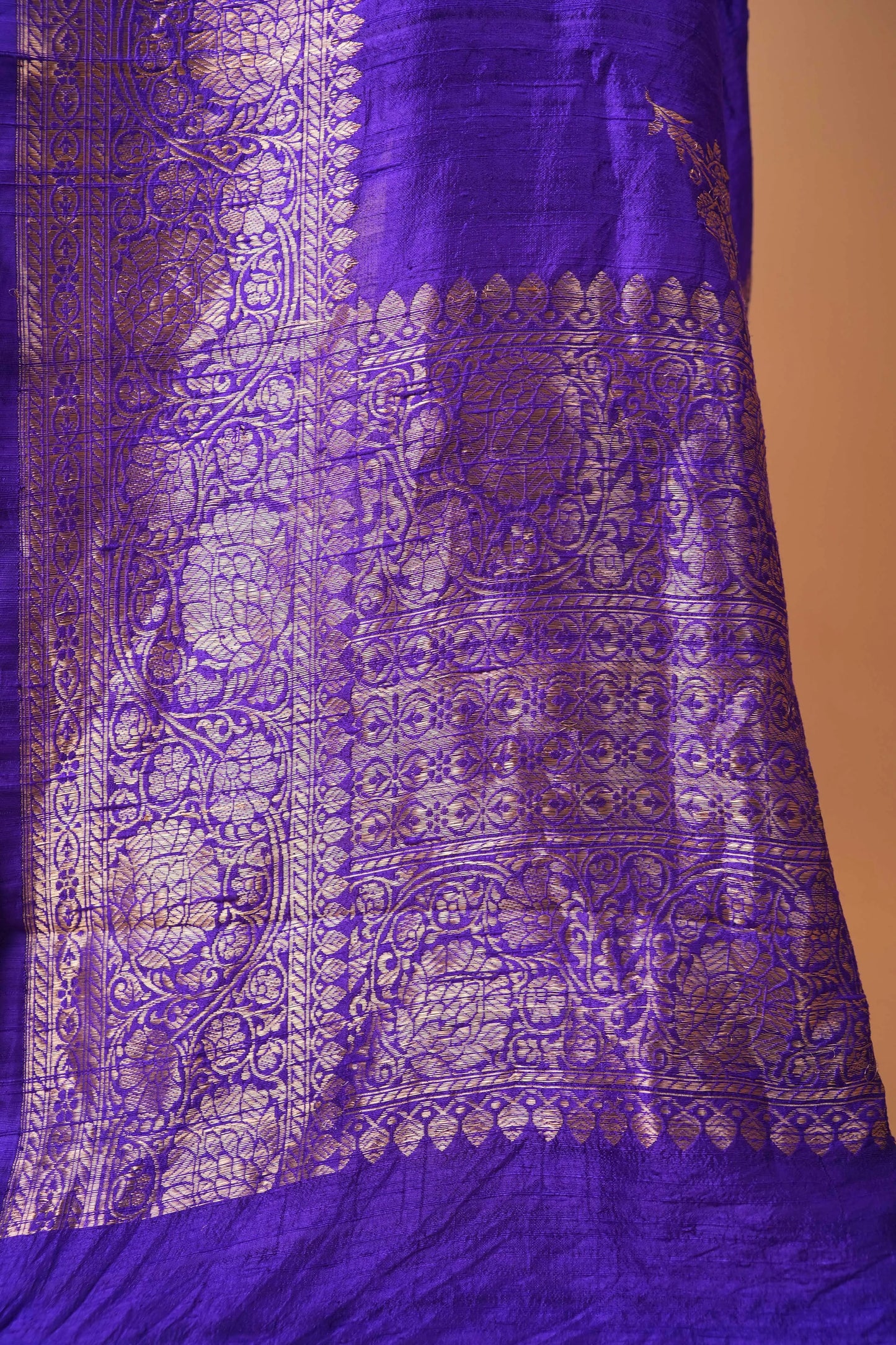 Purple Handwoven Raw Silk Saree