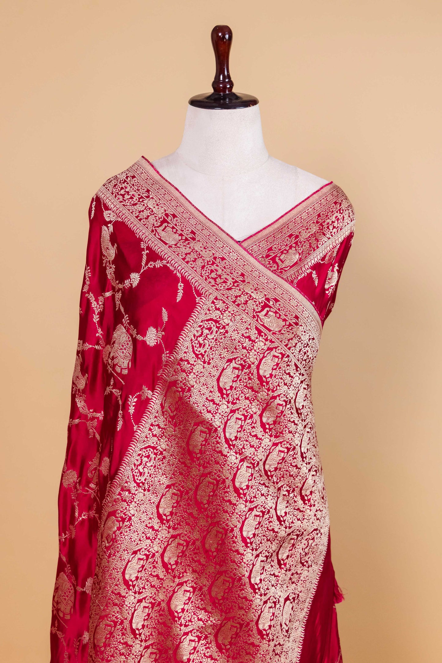 Rani Elephant Weaving Satin Silk Saree