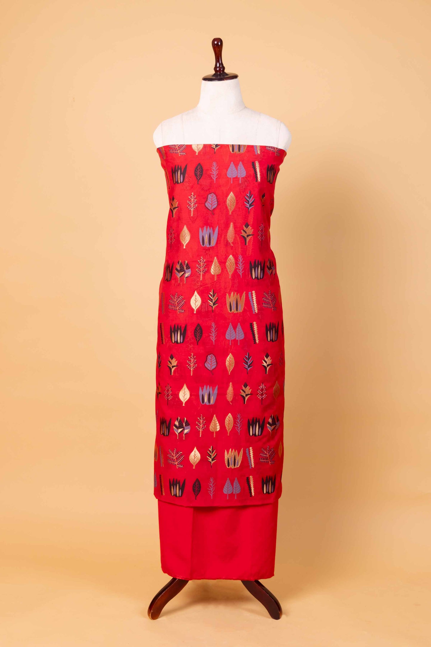 Red  Floral Weaving Chanderi Suit