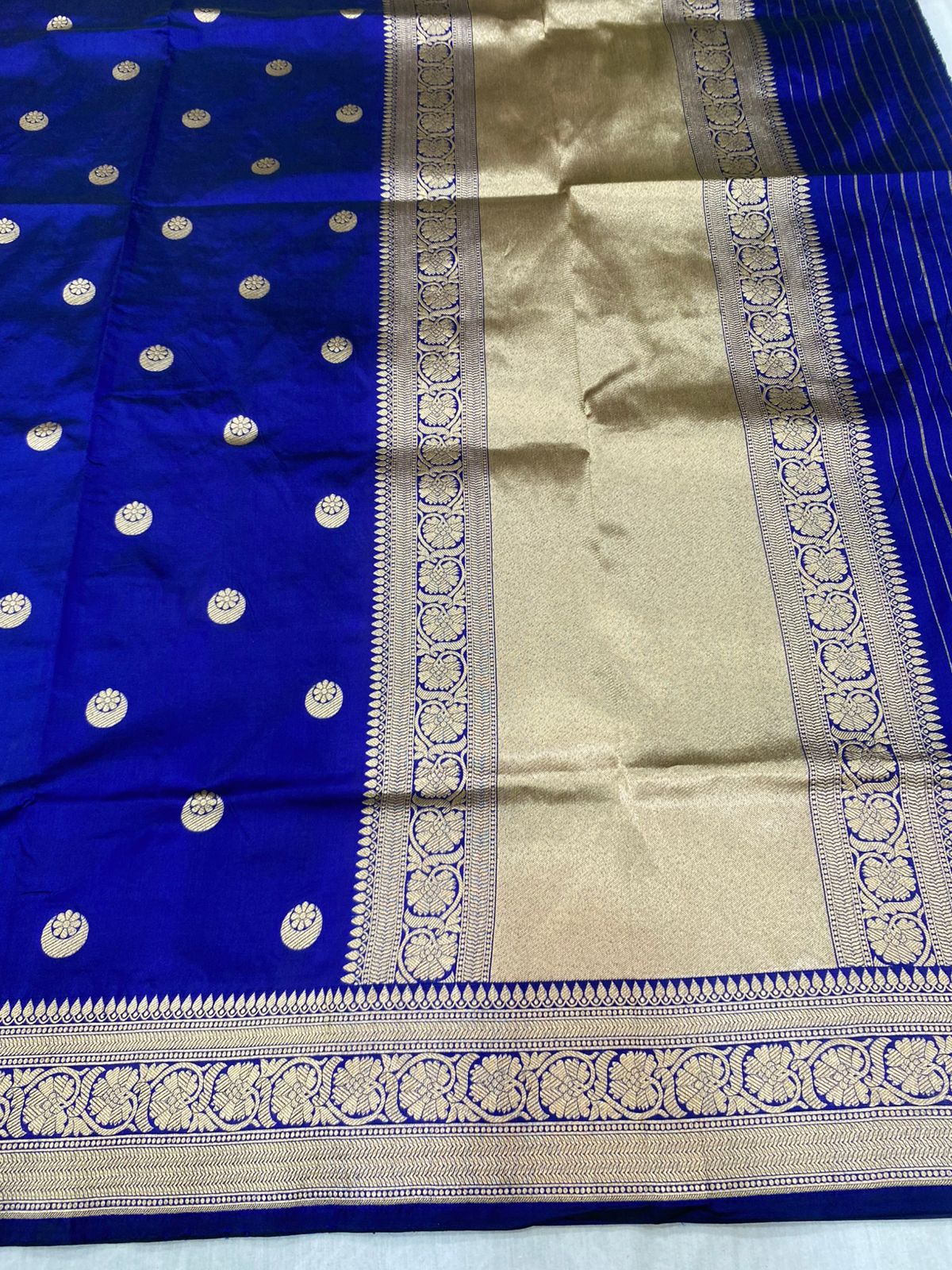 Sonakshi Sinha Chand Tara Katan Silk Saree