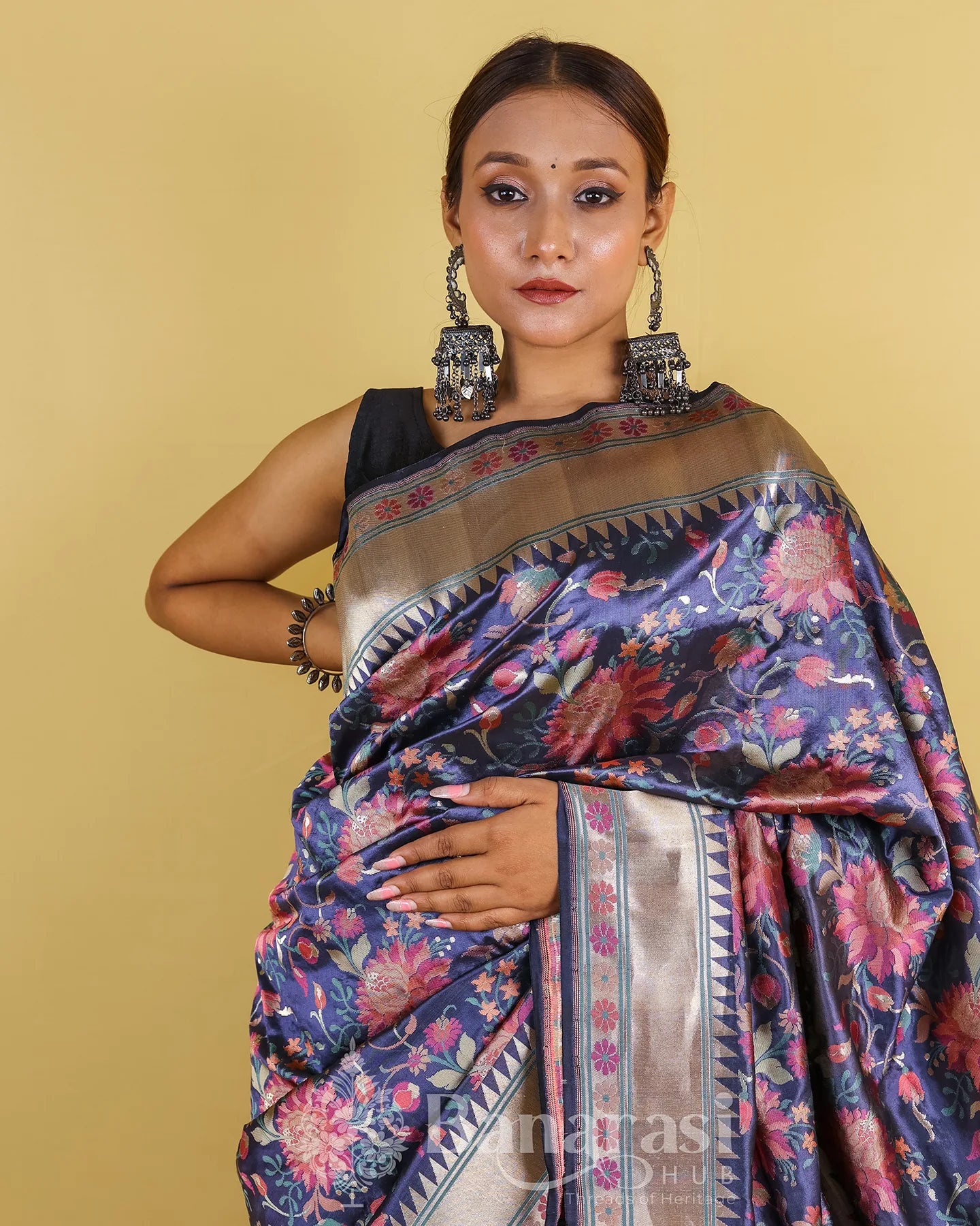 Grey Multi Jamdani Floral Katan Banarasi Silk Saree