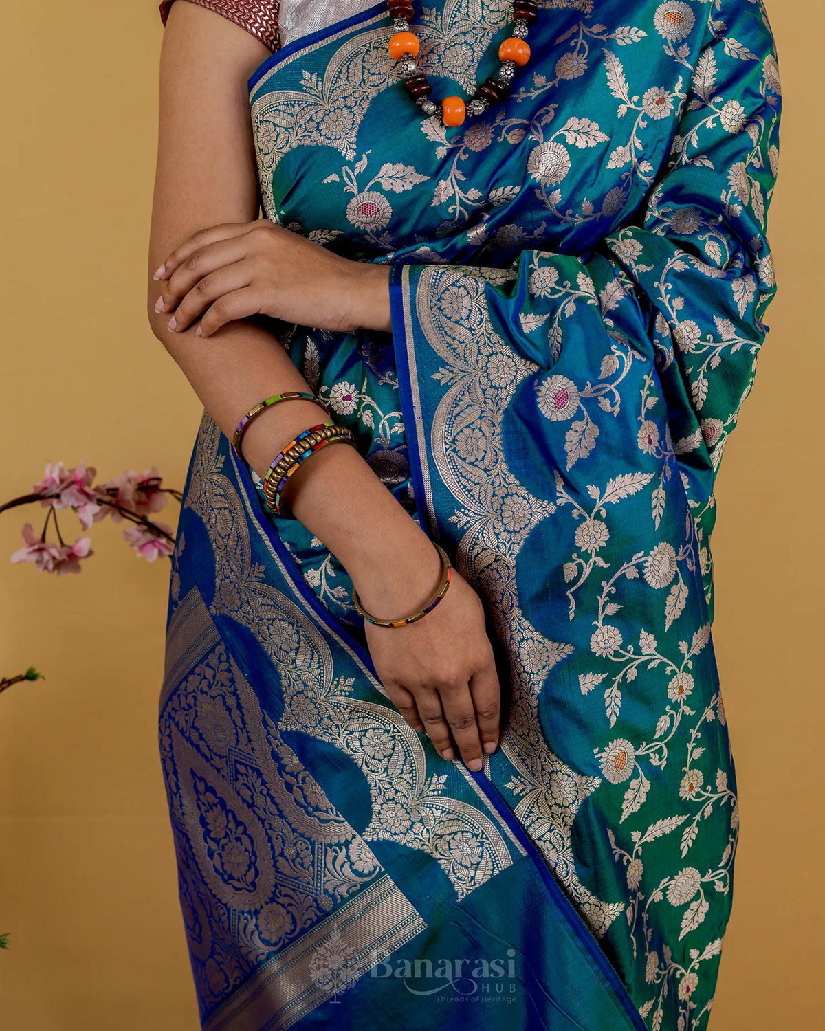 Elegant Peacock Color Uppada Handloom Katan Banarasi Silk Saree